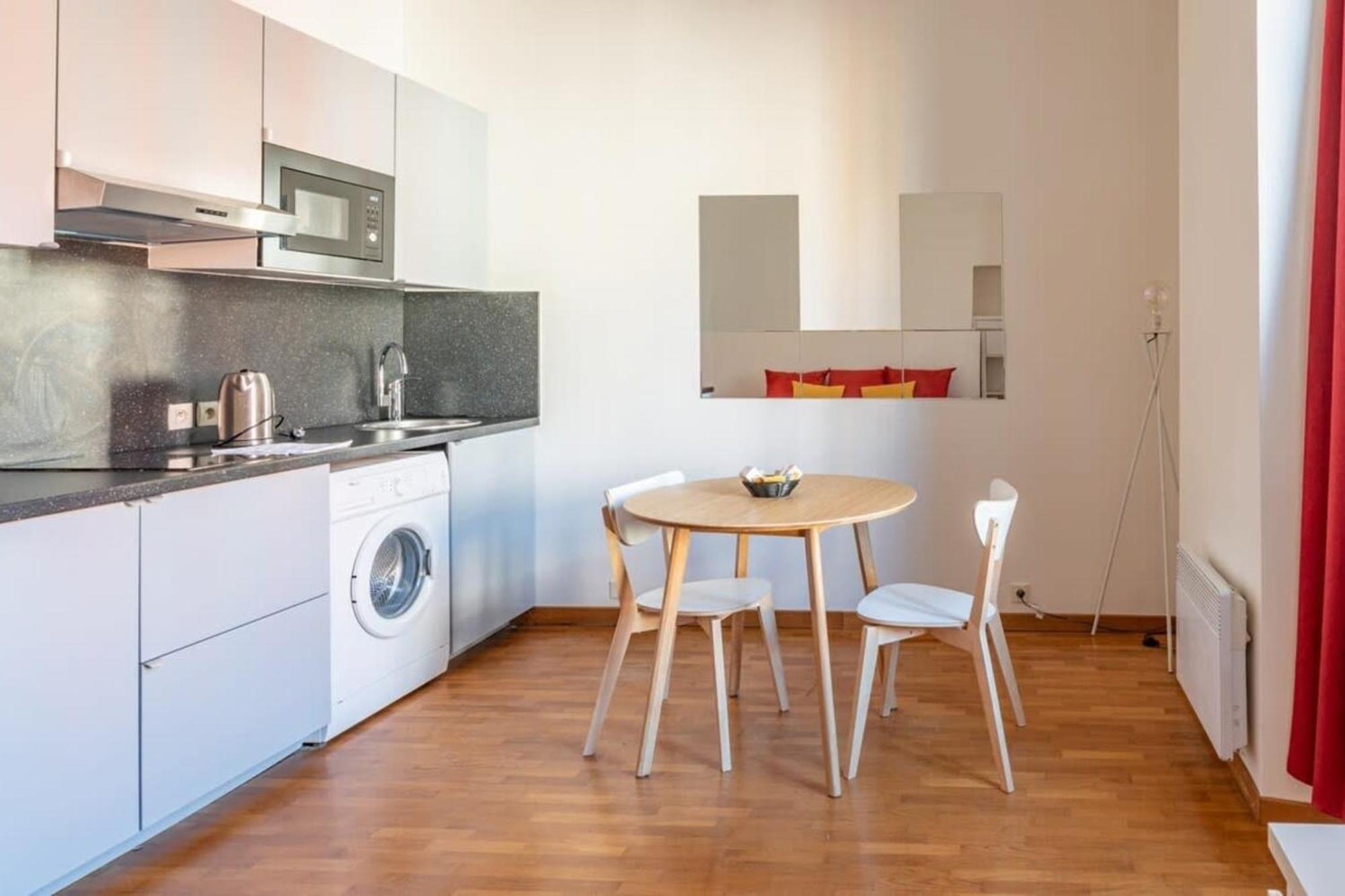 Very A Stone's Throw From The étoile Shopping Center *